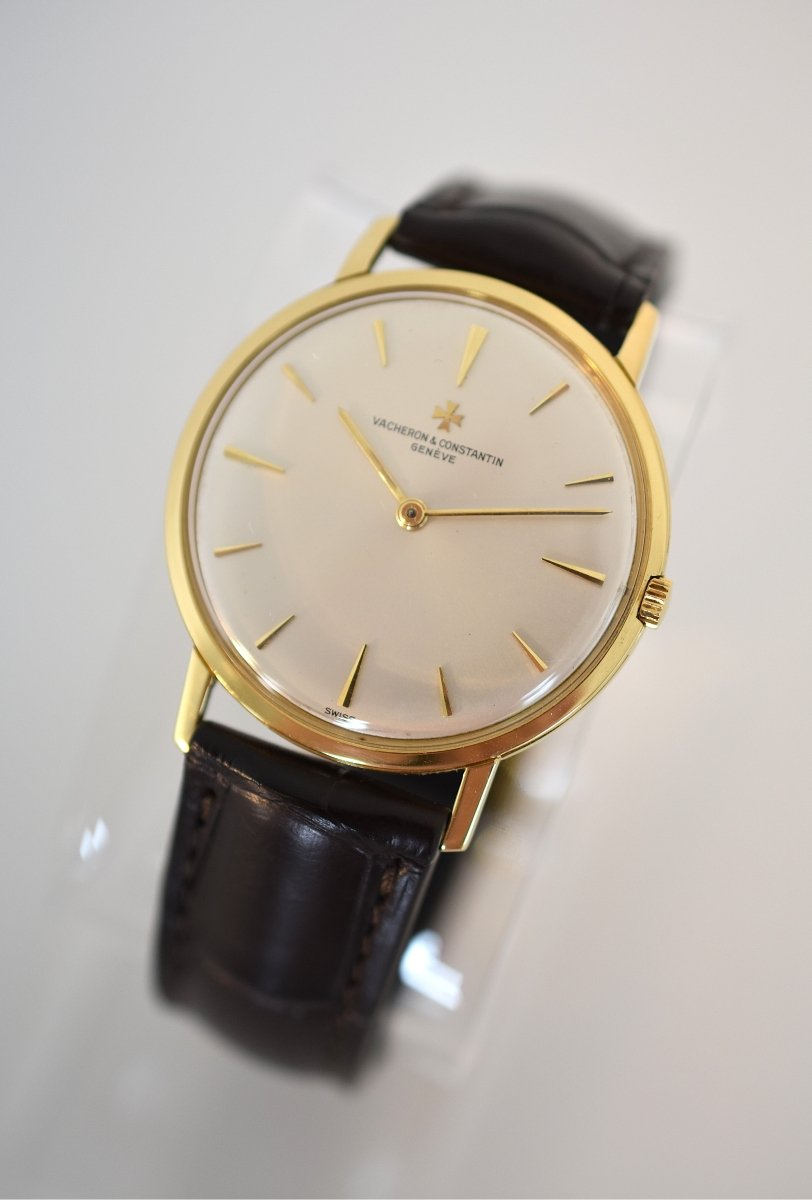 Montre VACHERON&CONSTANTIN Modèle Patrimony Réf. 6903 en or jaune 18 carats, Cal. K1002/2, Années 1960. - Castafiore