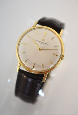 Montre VACHERON&CONSTANTIN Modèle Patrimony Réf. 6903 en or jaune 18 carats, Cal. K1002/2, Années 1960. - Castafiore