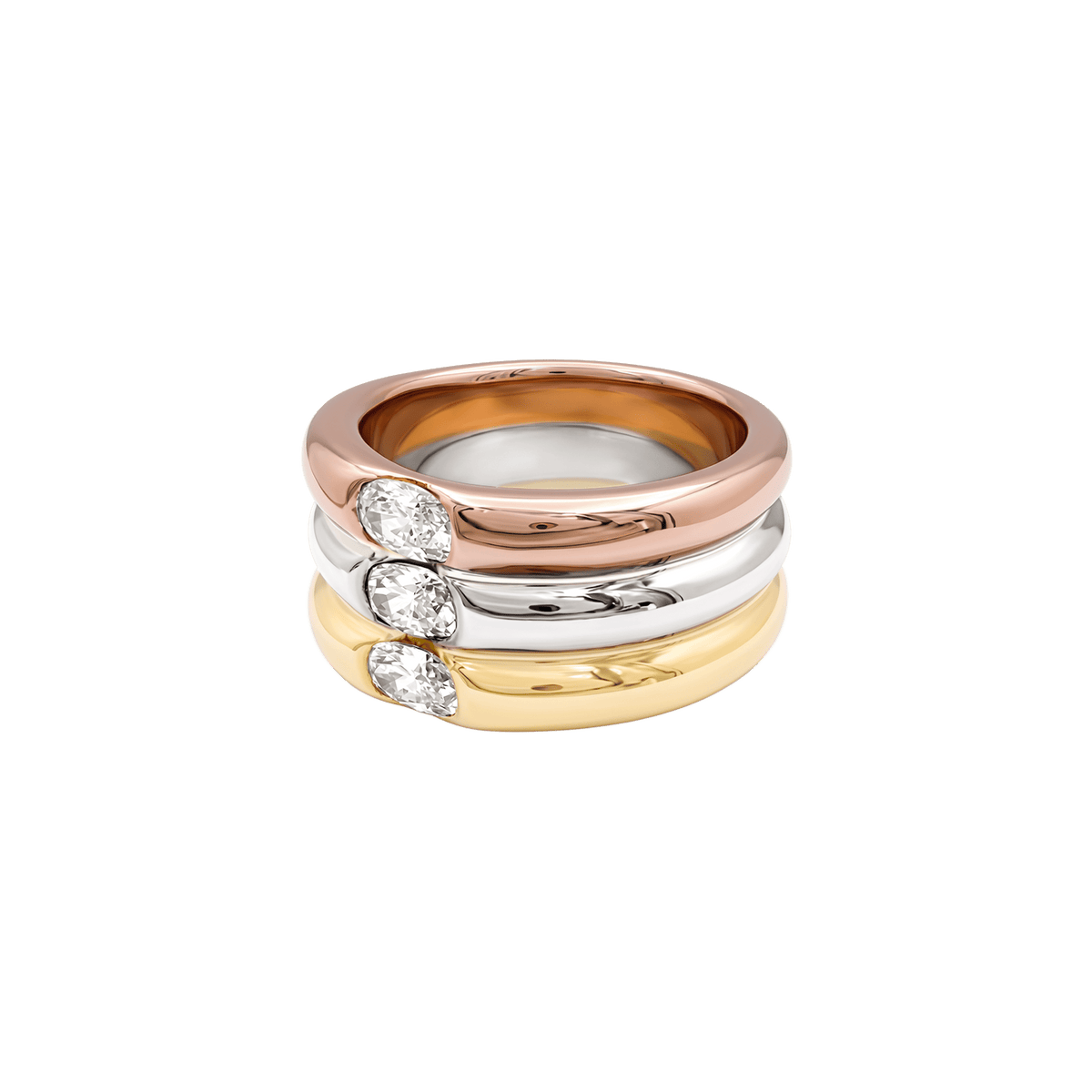 Bague Cartier, "Ellipse", trois ors et diamants.