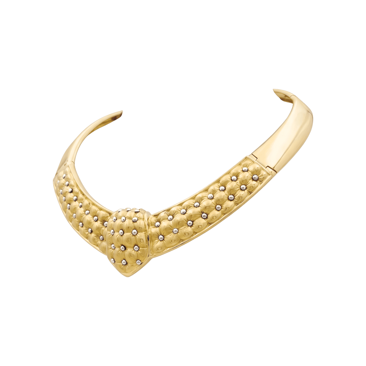 Collier plastron, motif capitonné, or jaune.
