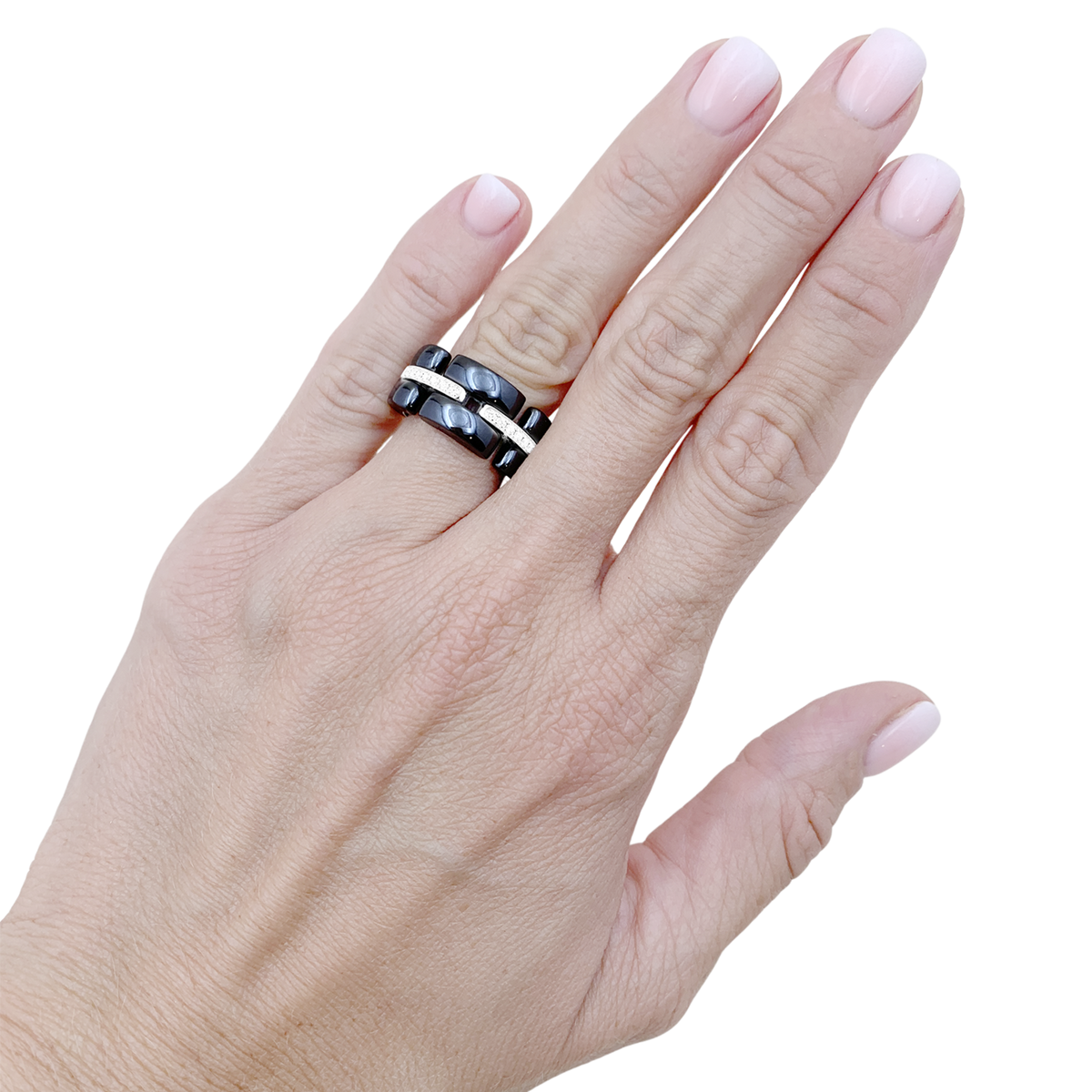 Bague Chanel, "Ultra", or blanc, céramique noire, diamants.