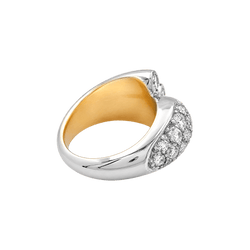 Bague vintage en or blanc et diamants.