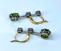 Paire de boucles d’oreilles en or 18 carats et platine, diamants et peridots - Castafiore