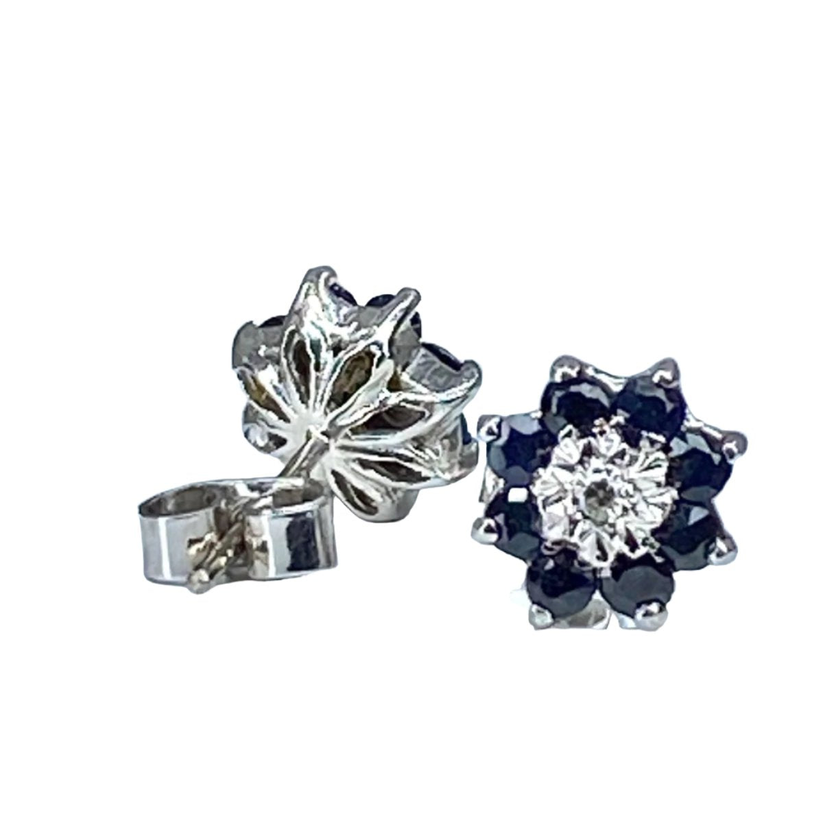 Paire de boucles d’oreilles en or blanc 18 carats en saphirs et diamants - Castafiore