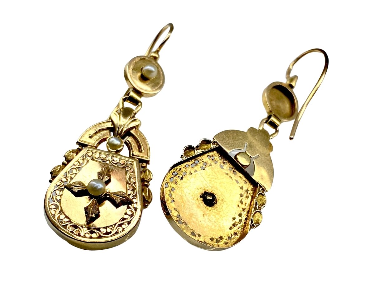 Paire de boucles d’oreilles en or jaune et perles fines - Castafiore