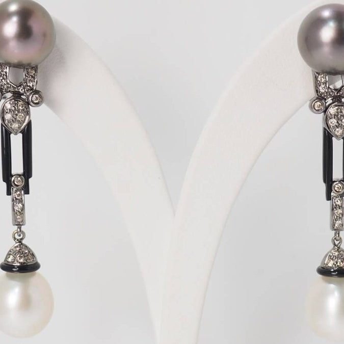 Paire de pendants d'oreilles en or blanc diamants cognacs et perles - Castafiore