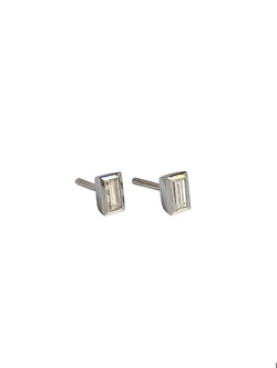 Paire de puces d’oreilles en or blanc 18k et diamants - Castafiore