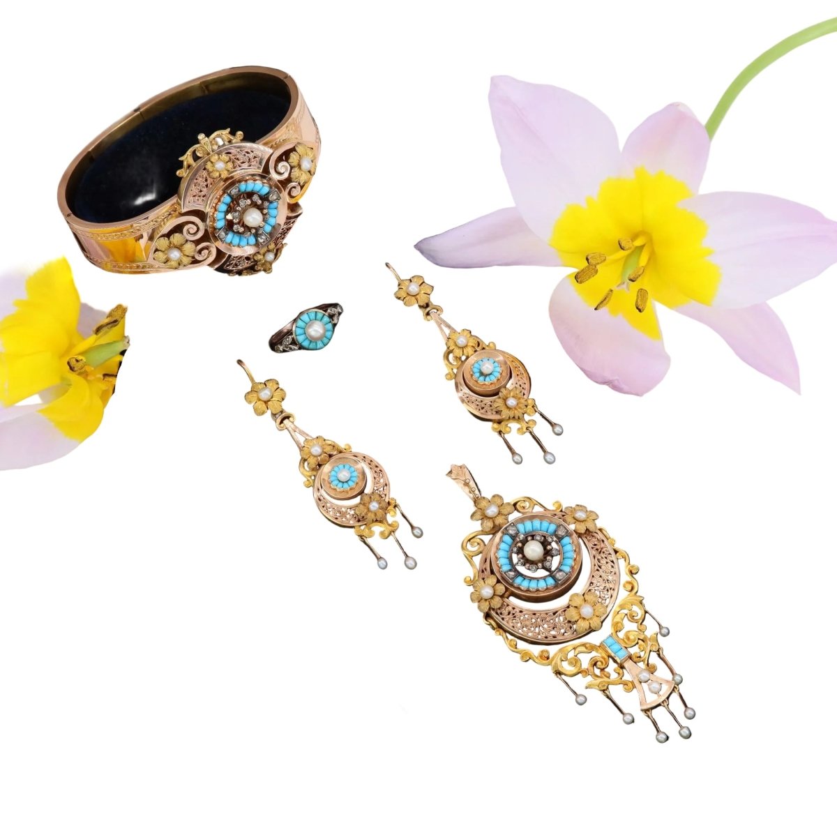 Parure en or rose, perles, turquoises et diamants - Castafiore