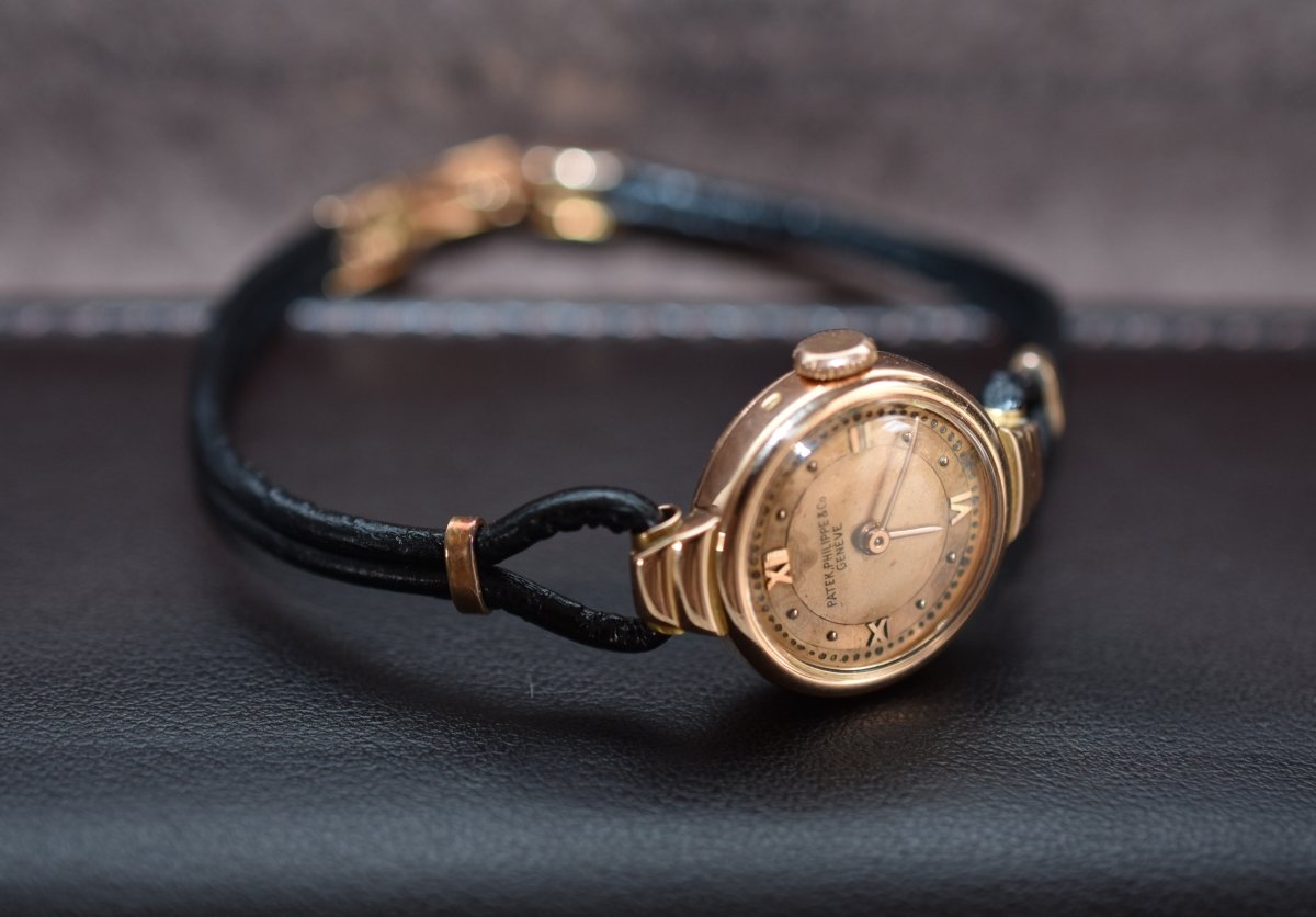 Patek Philippe montre de dame or rose 18 carats (750/000), circa 1942 - Castafiore