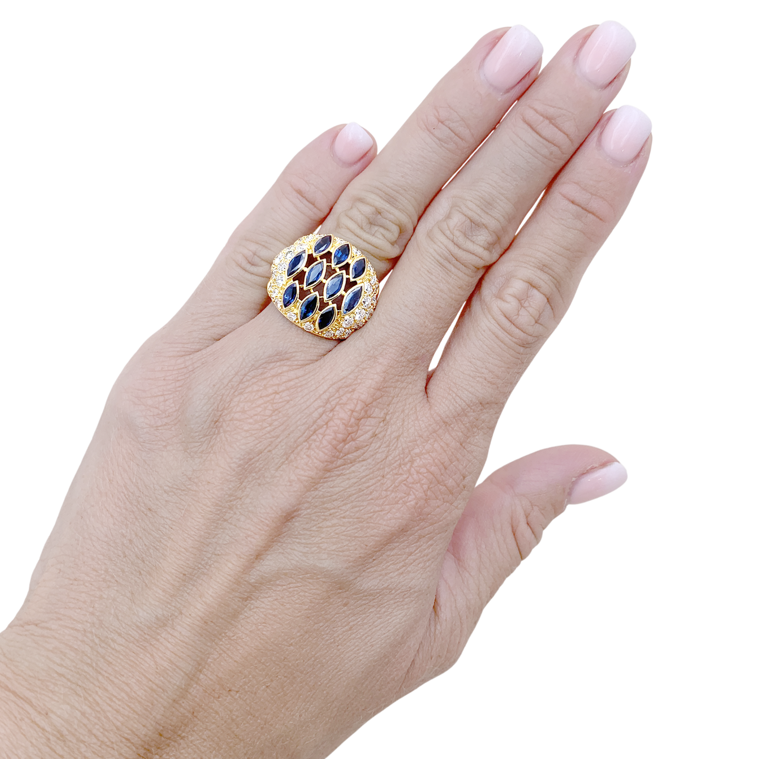 Bague vintage en or jaune, saphirs et diamants.