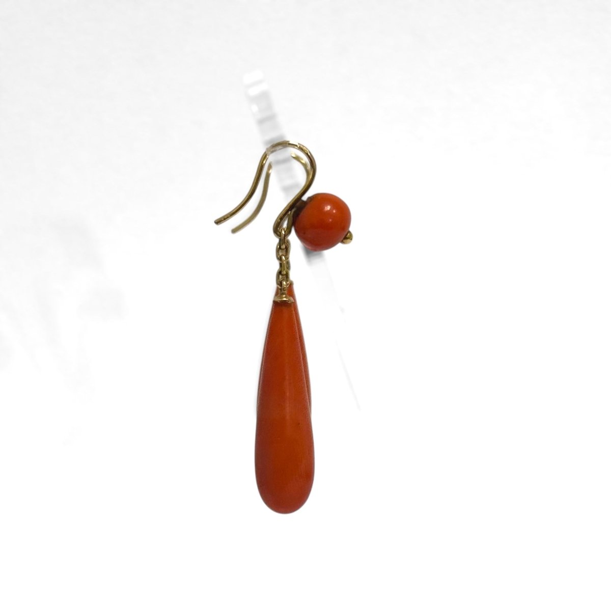 Pendants d'oreilles corail goutte - Castafiore