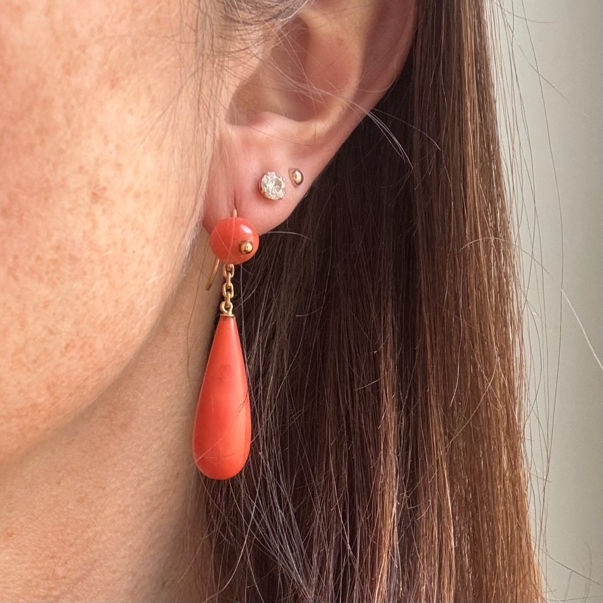 Pendants d'oreilles corail goutte - Castafiore
