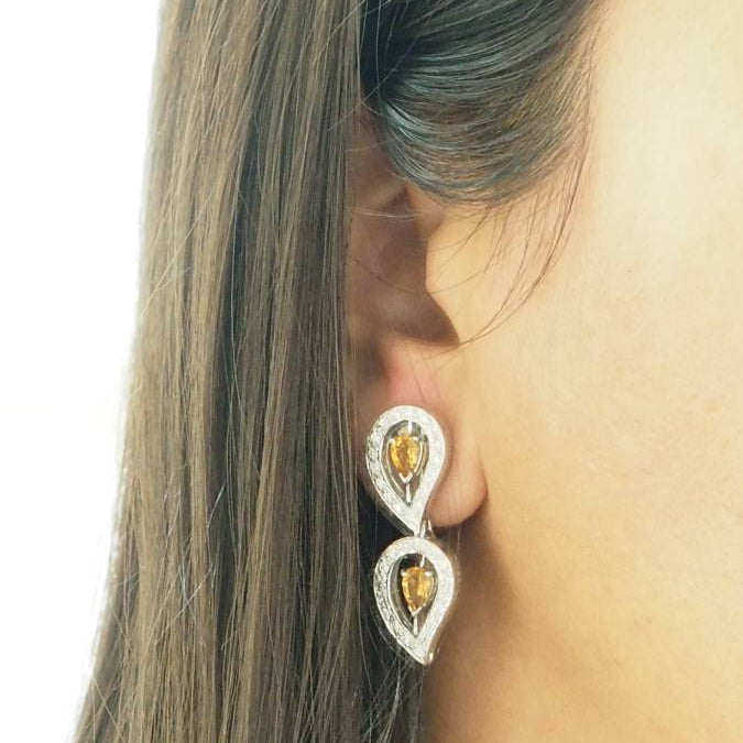 Pendants d'oreilles en or blanc, citrines et diamants - Castafiore