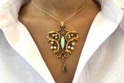 Pendentif ancien art nouveau Opale, perles fines, émeraudes et rubis - Castafiore