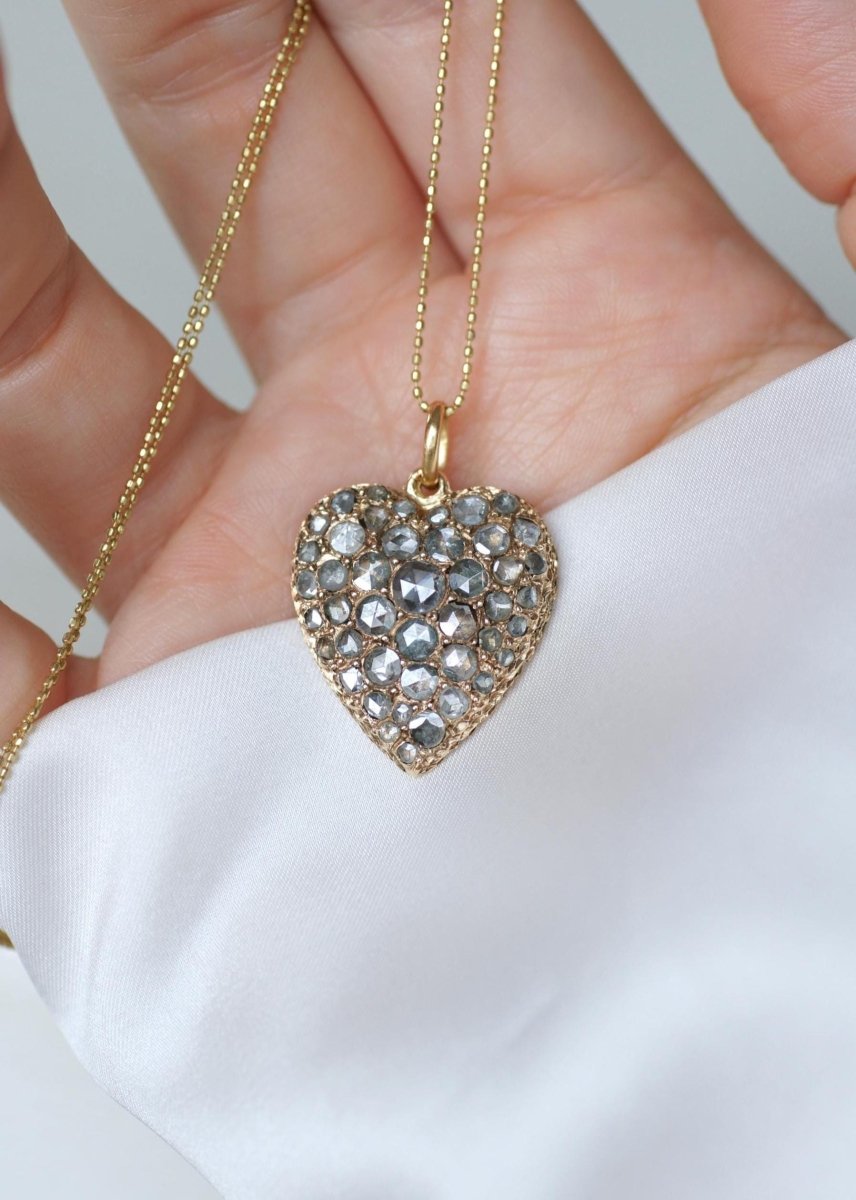 Pendentif ANCIEN Cœur en or rose et diamants - Castafiore
