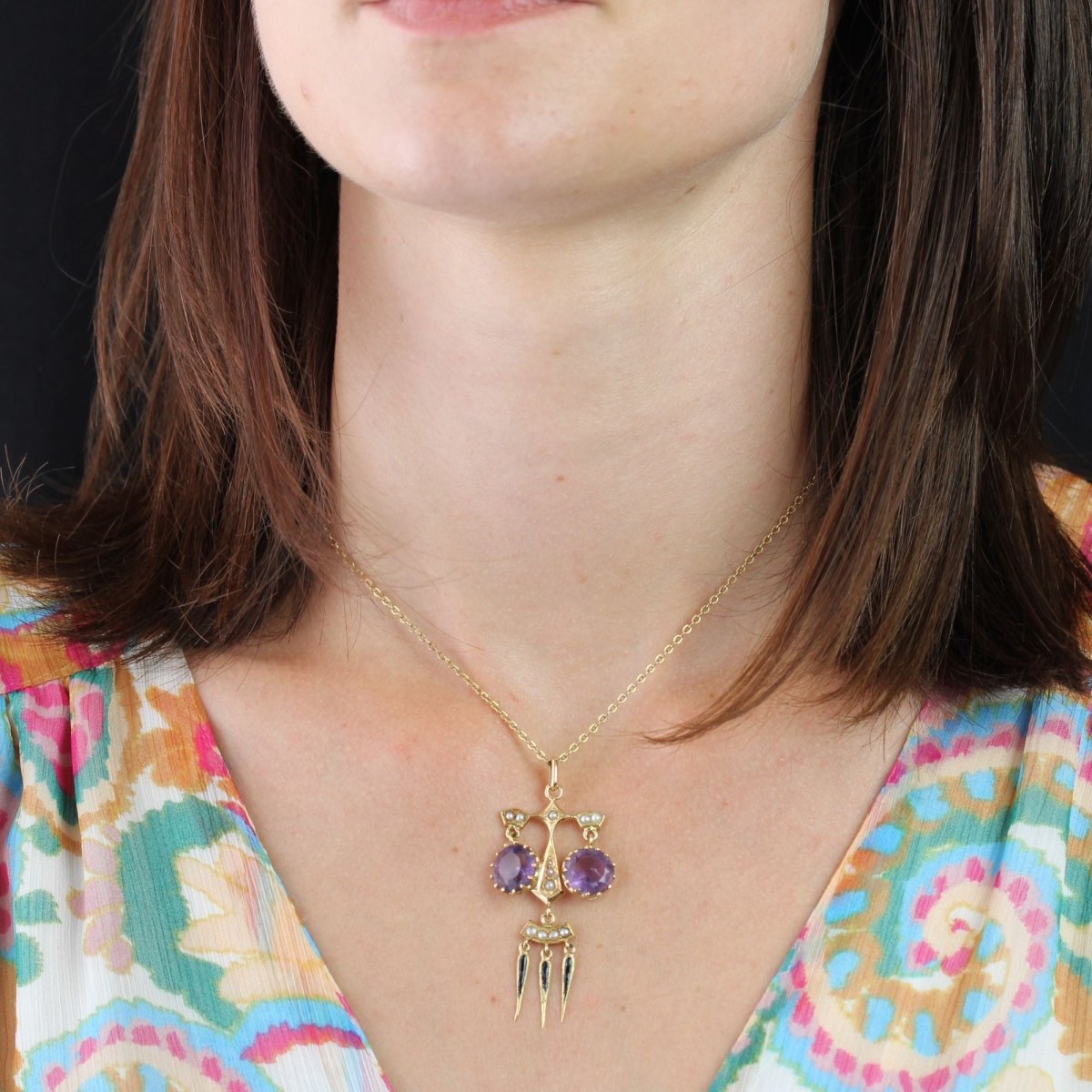 Pendentif ANCIEN Croix en or jaune et améthystes - Castafiore