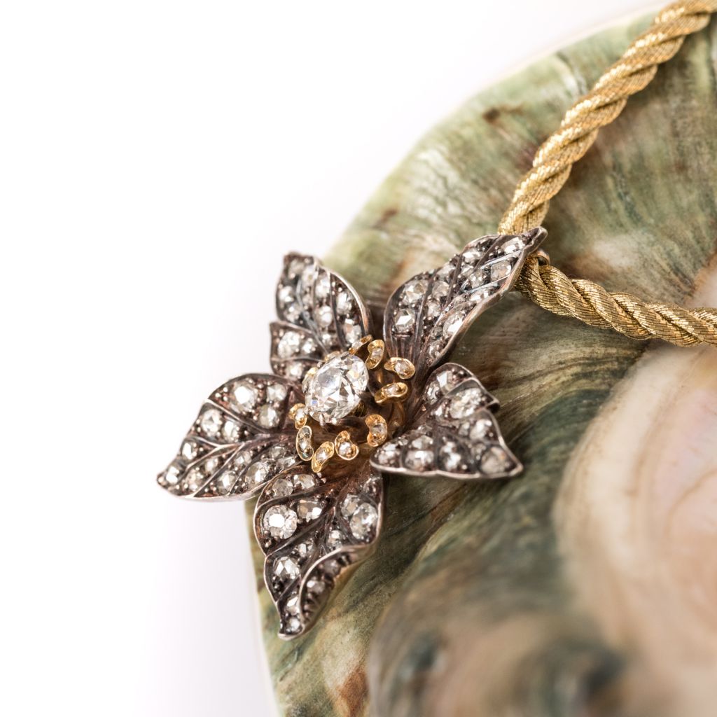 Pendentif ancien fleur diamants - Castafiore