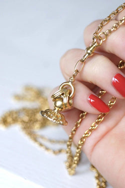 Pendentif ancien sceau cachet victorien en or jaune - Castafiore