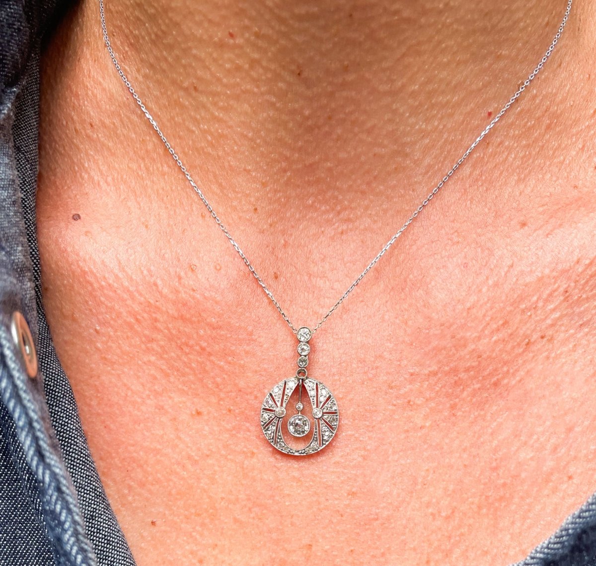 Pendentif Apolline Art Deco en diamants - Castafiore