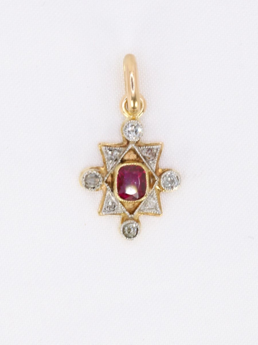 Pendentif Art Deco or jaune diamants rubis - Castafiore