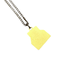 Pendentif AUGIS "Lettre d'Amour" en or jaune et rubis - Castafiore