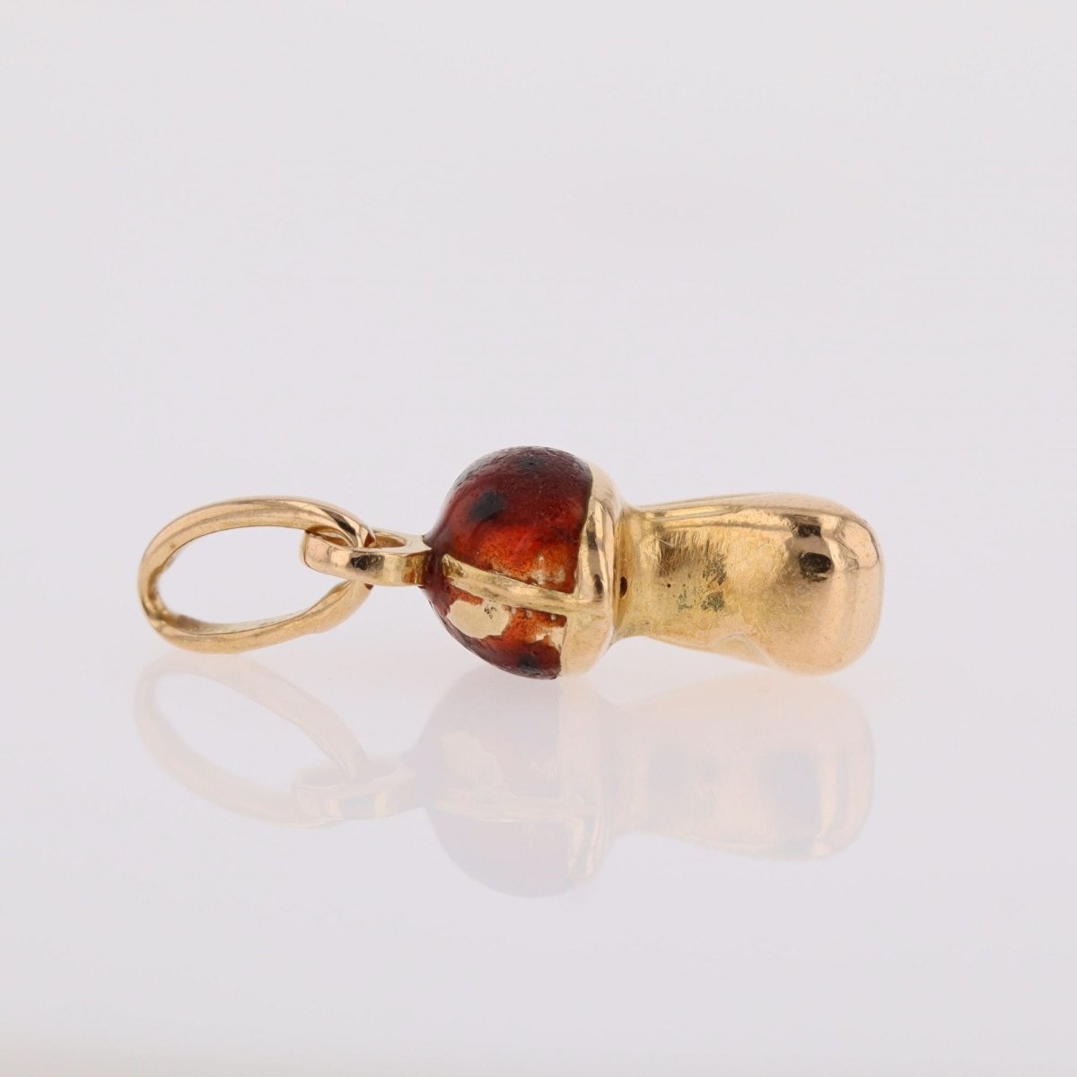 Pendentif breloque champignon en or jaune et émail - Castafiore