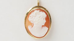 Pendentif - broche ancien en or jaune et camée - Castafiore