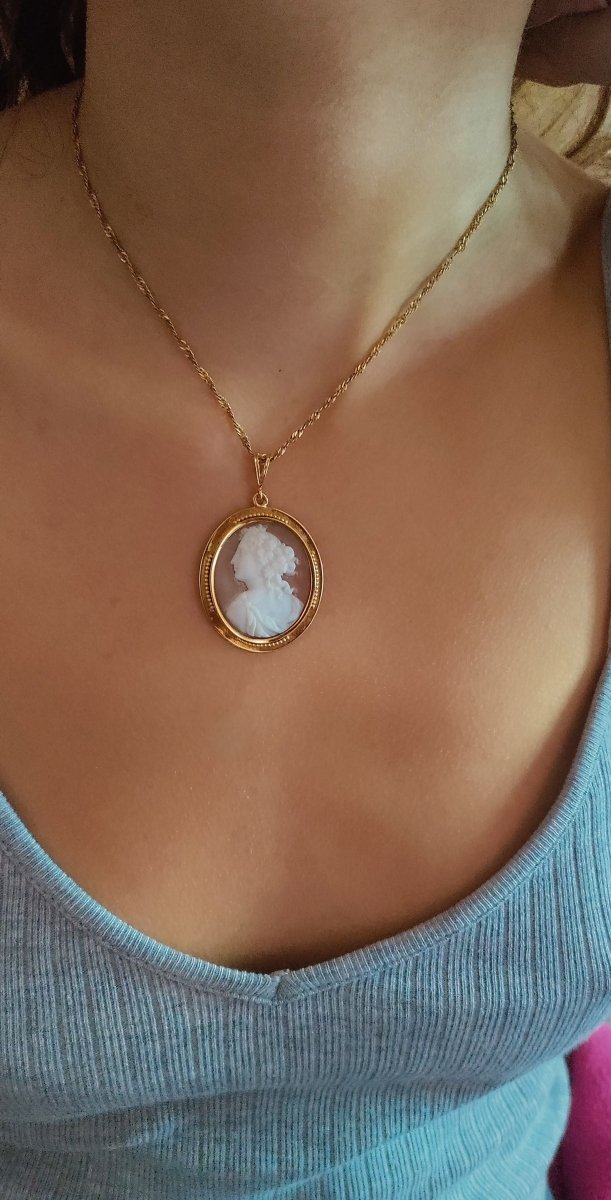 Pendentif camée ancien en or jaune - Castafiore