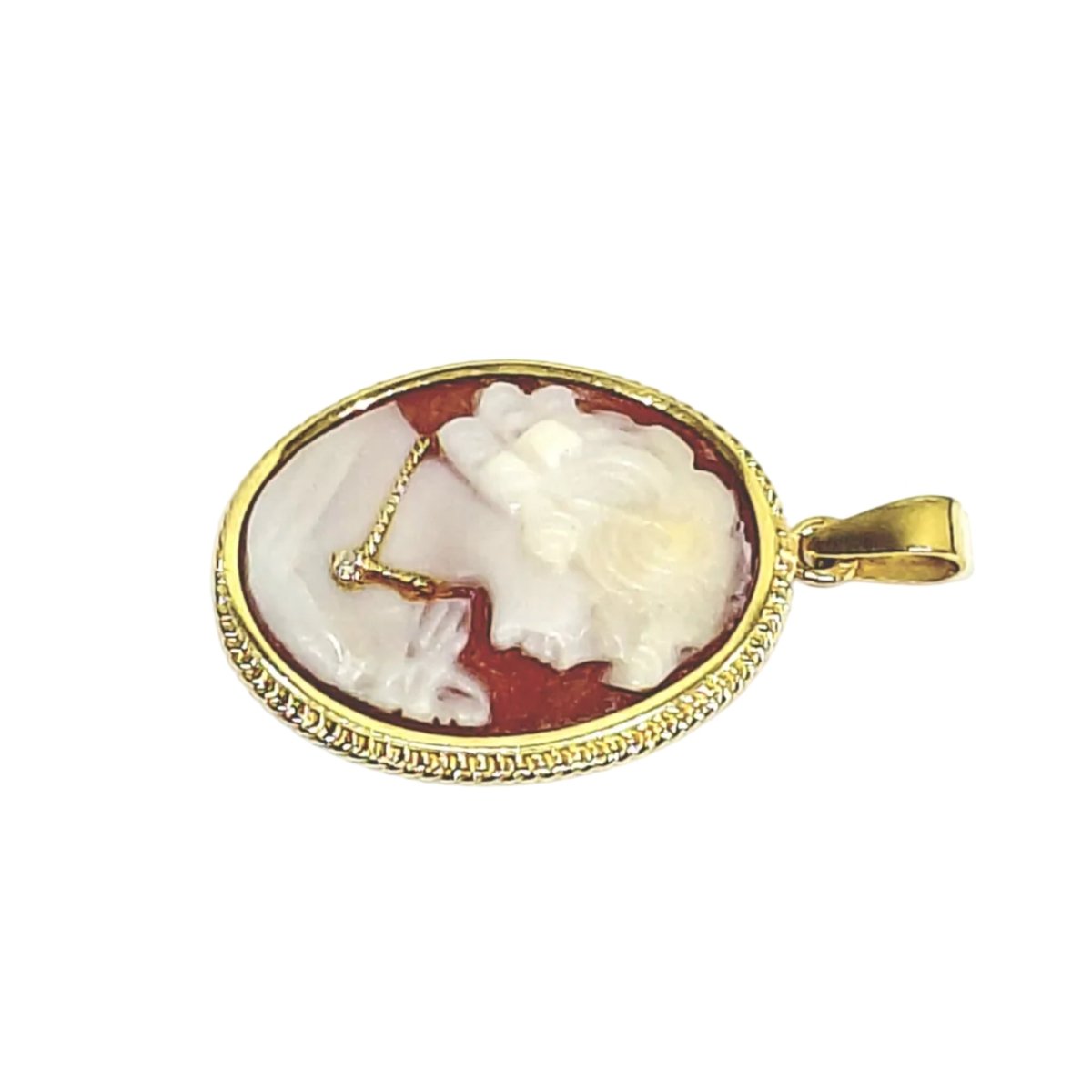 Pendentif Camée en or jaune, coquillage, et diamant - Castafiore