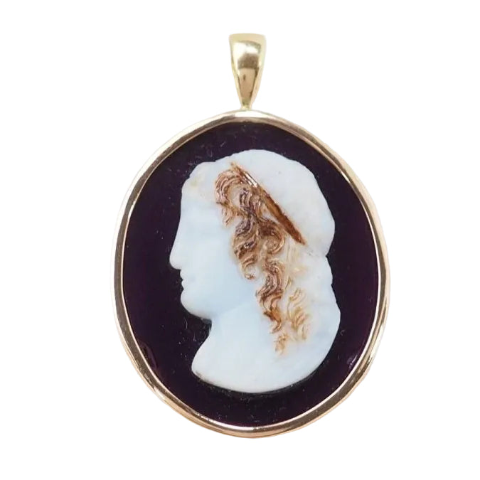 Pendentif camée sur agate - Castafiore
