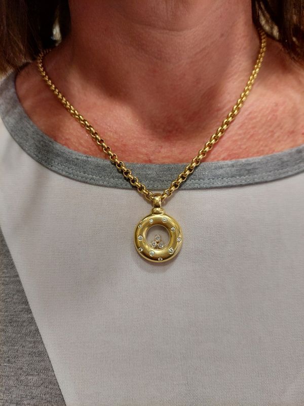 Pendentif CHOPARD happy diamonds en or jaune - Castafiore