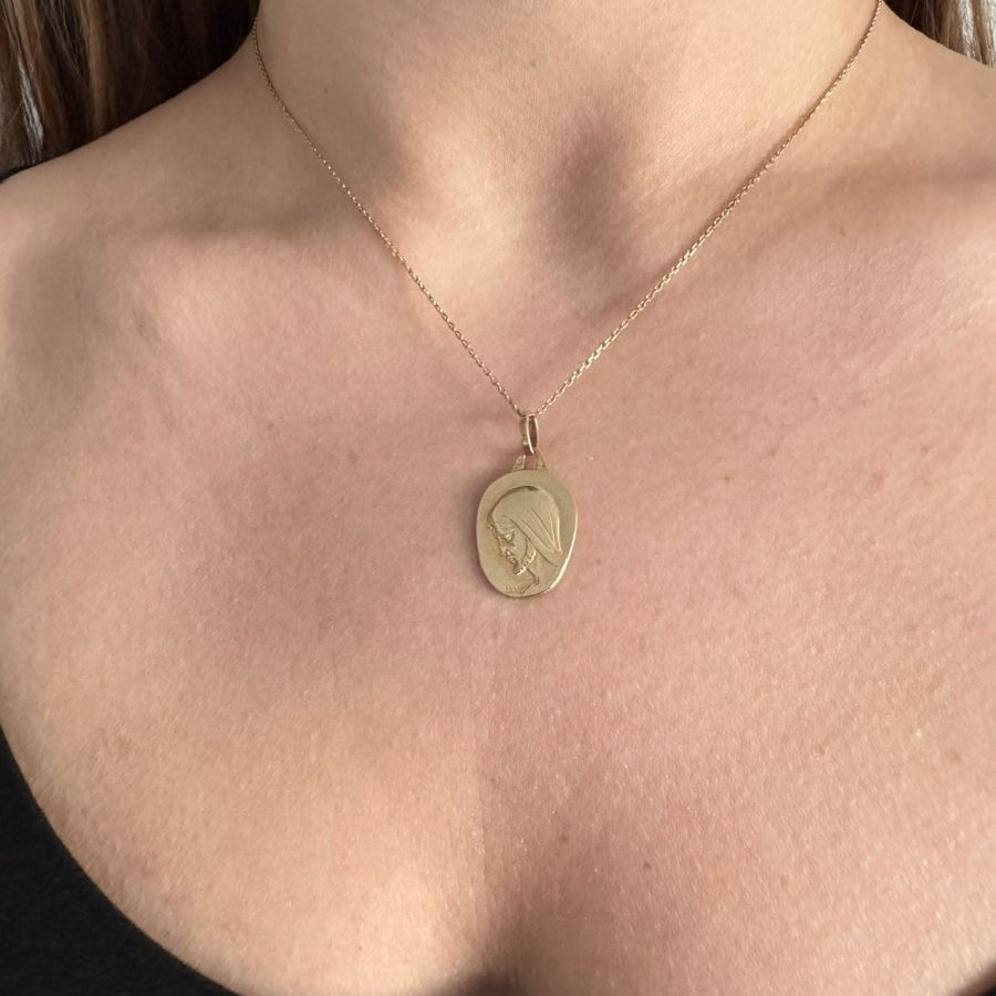 Pendentif Christ en or - Castafiore