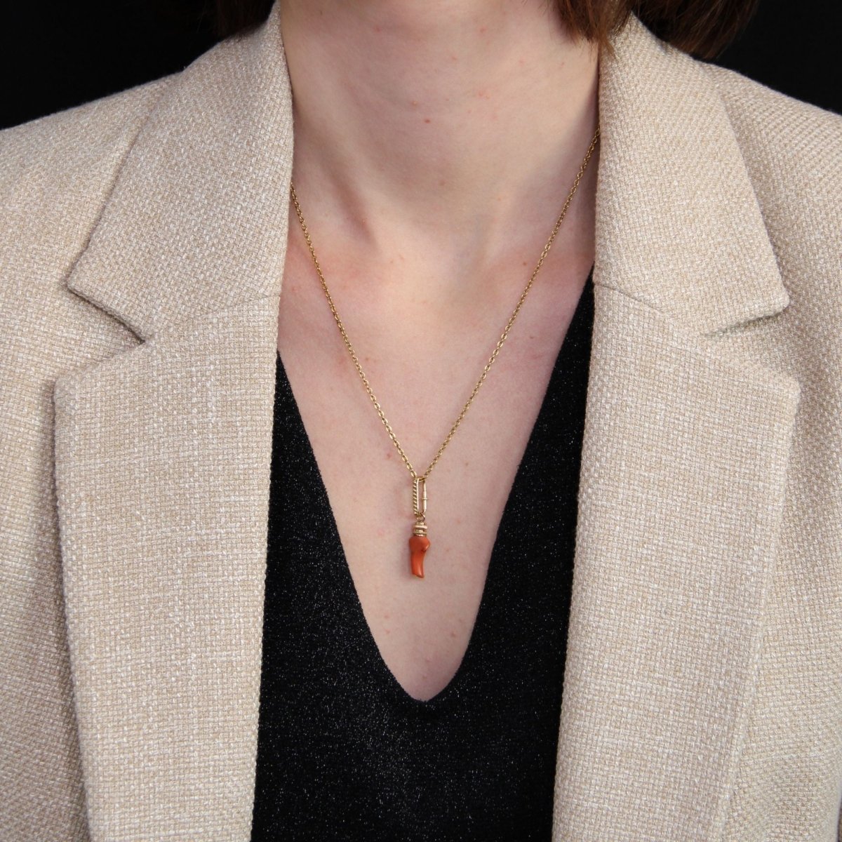 Pendentif corail en or jaune - Castafiore