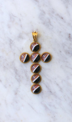 Pendentif Croix Cabochon d'Agate sur Or jaune - Castafiore