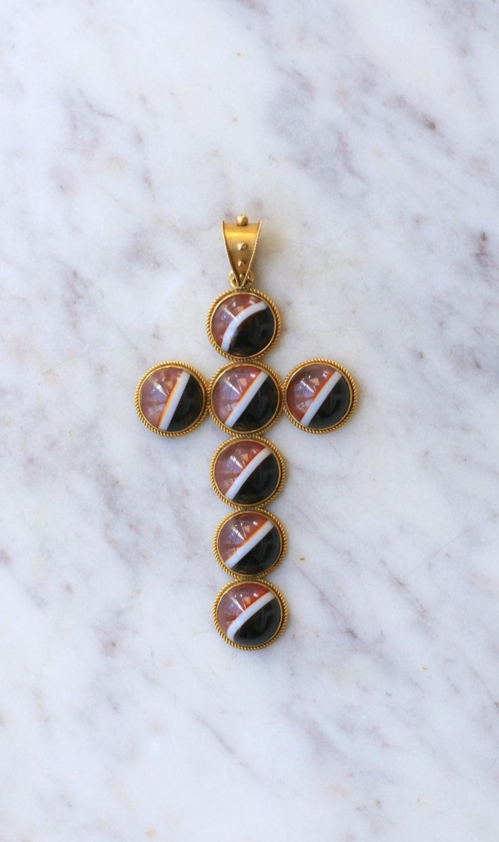 Pendentif Croix Cabochon d'Agate sur Or jaune - Castafiore
