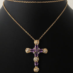 Pendentif Croix en or jaune, or blanc, améthystes, et diamants - Castafiore
