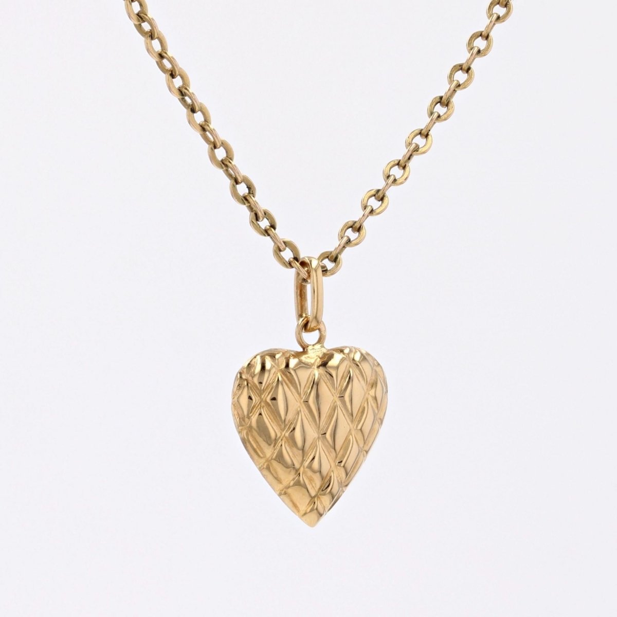 Pendentif cur or jaune ciselé - Castafiore