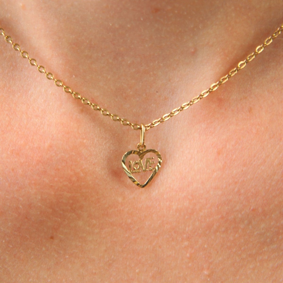 Pendentif cur or jaune Love - Castafiore