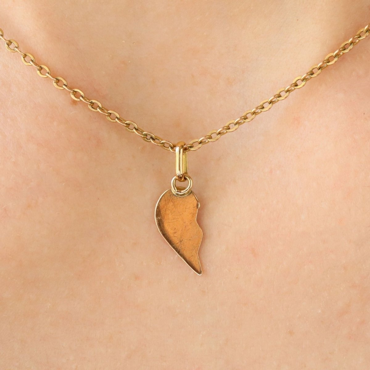 Pendentif demi cœur en or jaune - Castafiore