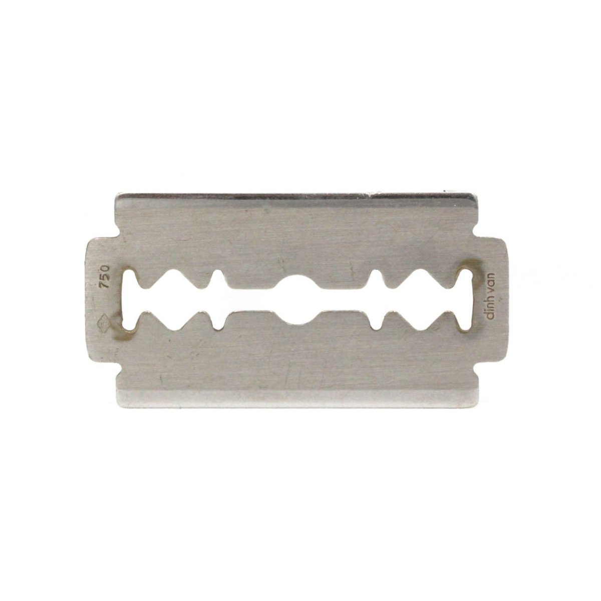 Pendentif DINH VAN Lame de Rasoir en or blanc