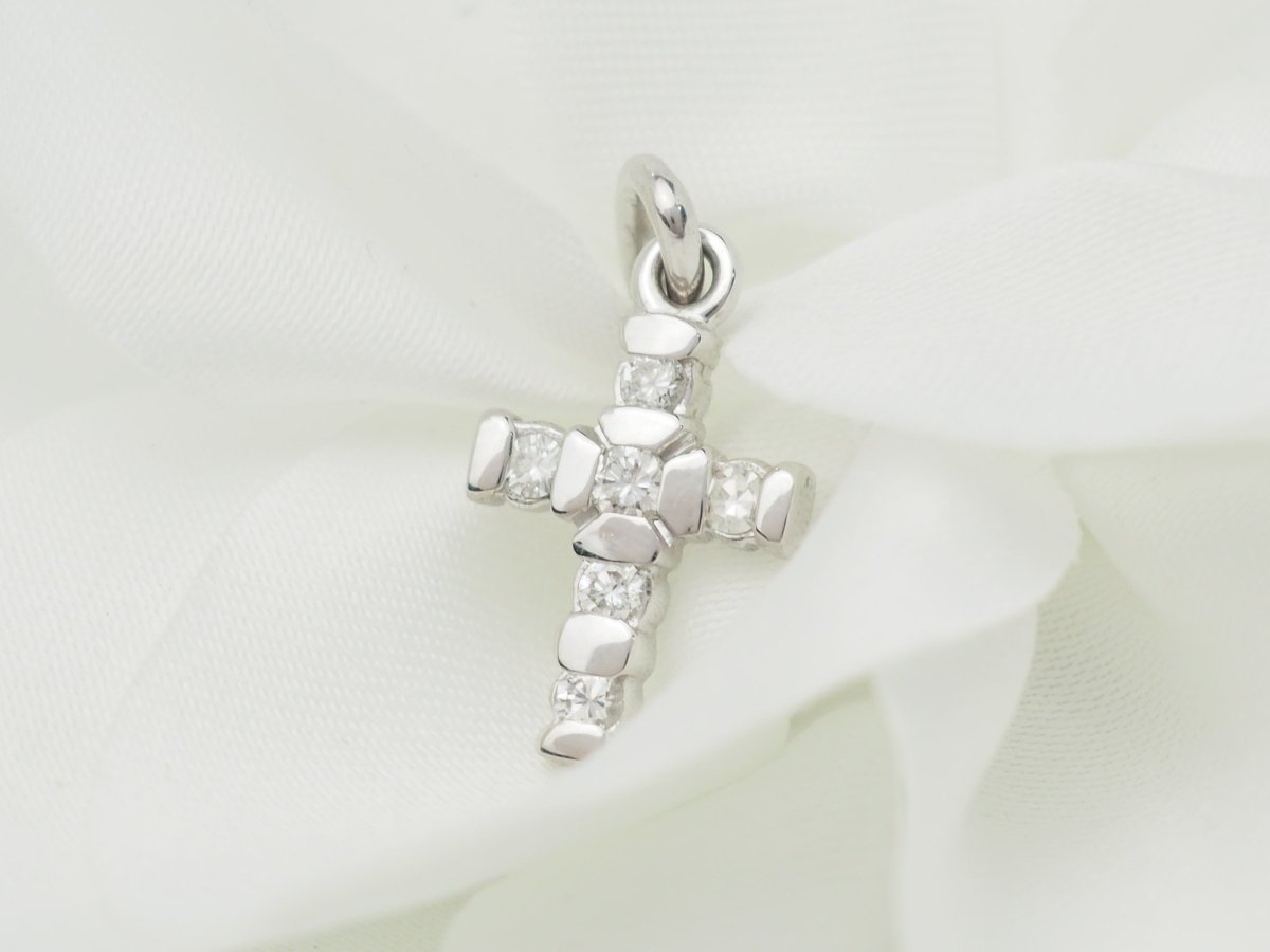 Pendentif en or blanc et diamants - Castafiore
