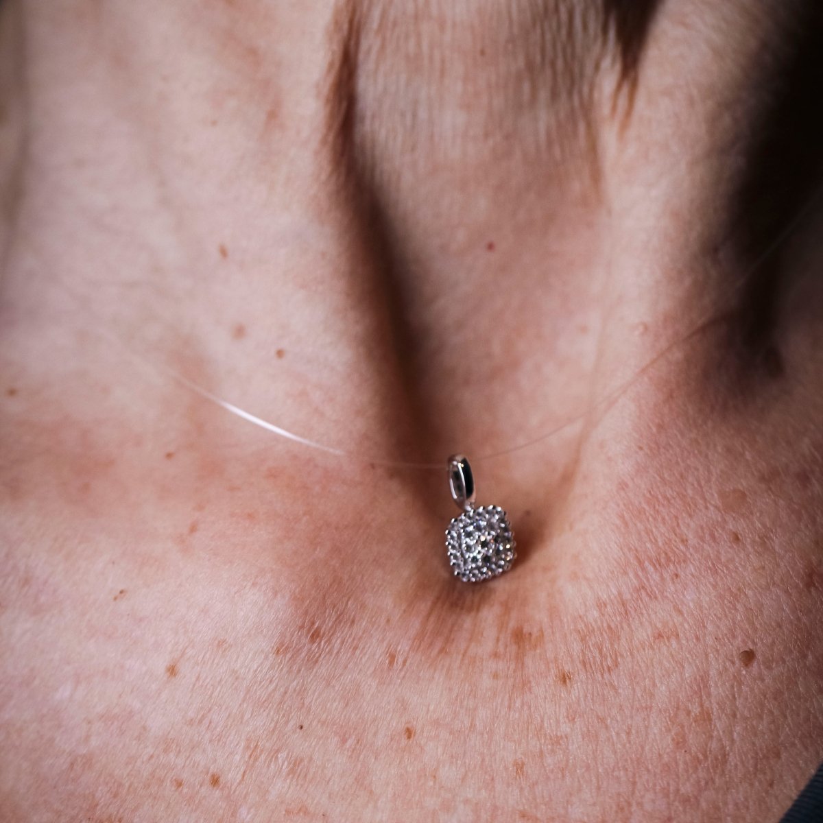 Pendentif en or blanc et diamants - Castafiore