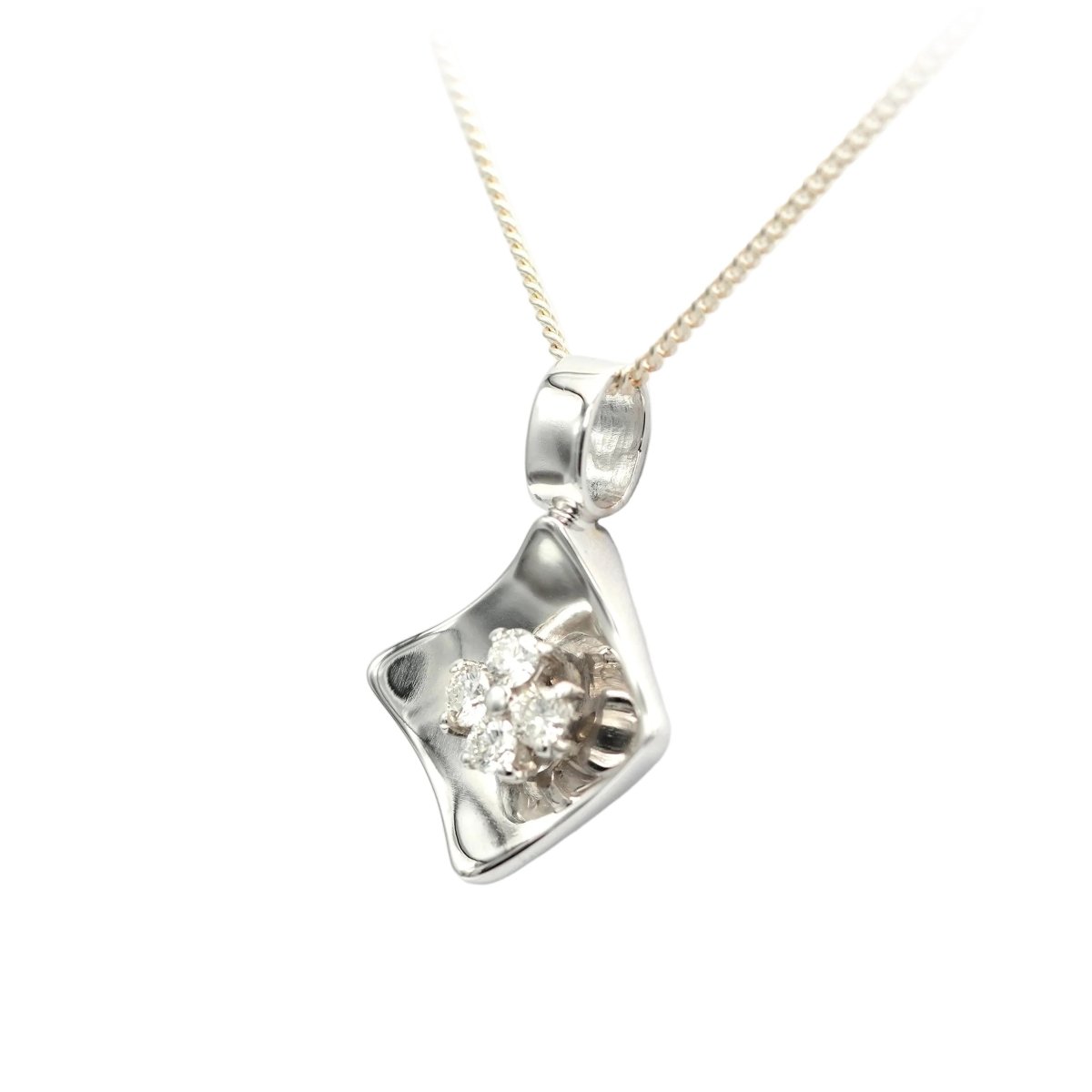 Pendentif en or blanc et diamants - Castafiore