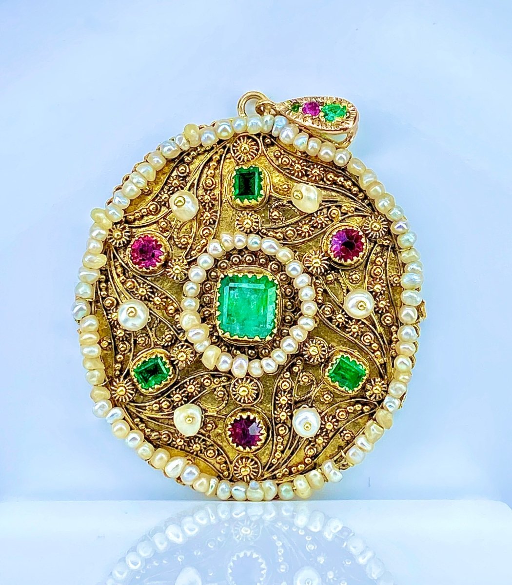 Pendentif en or jaune 18 carats, émeraude et perles - Castafiore