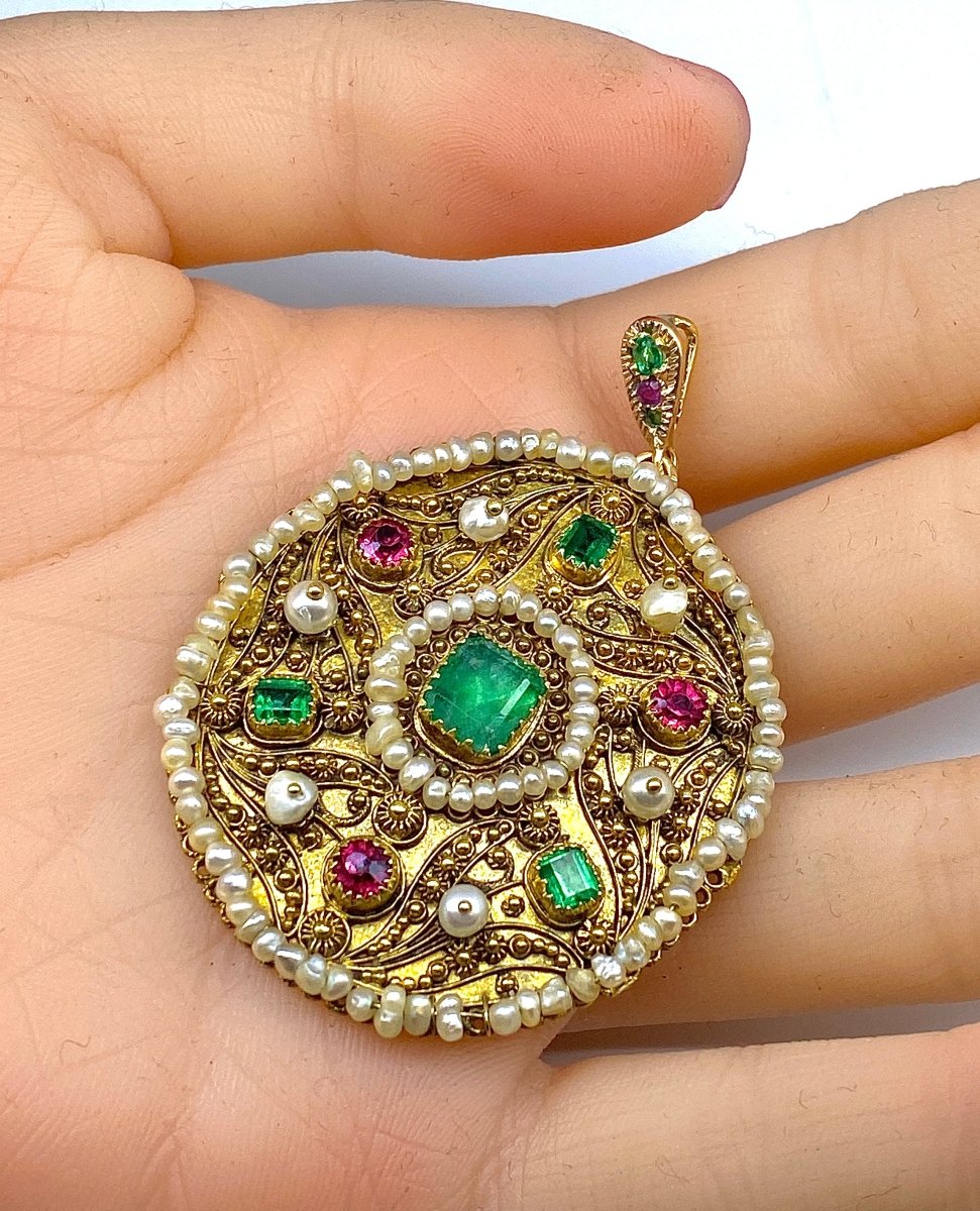 Pendentif en or jaune 18 carats, émeraude et perles - Castafiore