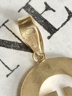 Pendentif en or jaune 18K en forme de fer à cheval - Castafiore