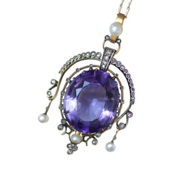 Pendentif en or jaune, argent, améthyste, perle, et diamants - Castafiore