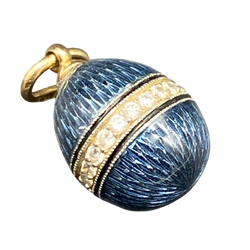 Pendentif en or jaune, émail et diamants - Castafiore