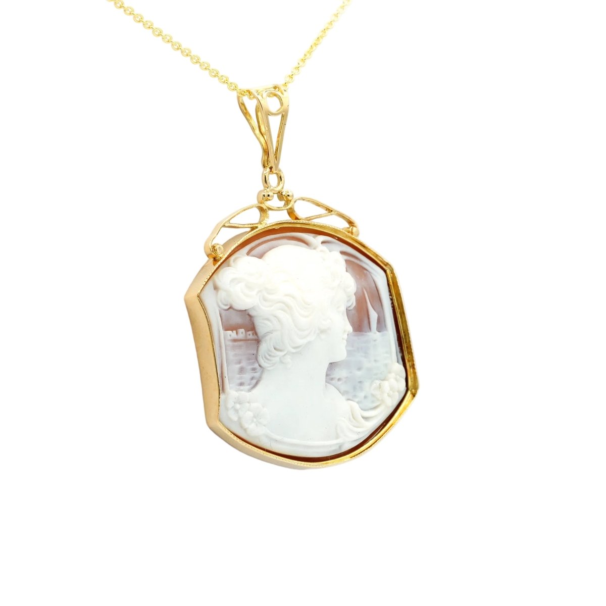 Pendentif en or jaune et camée - Castafiore