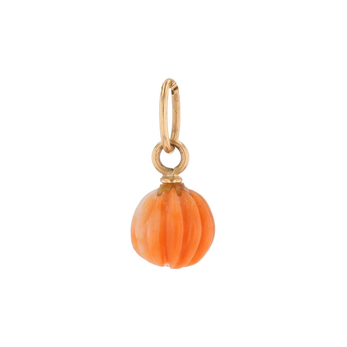 Pendentif en or jaune et corail gravé - Castafiore